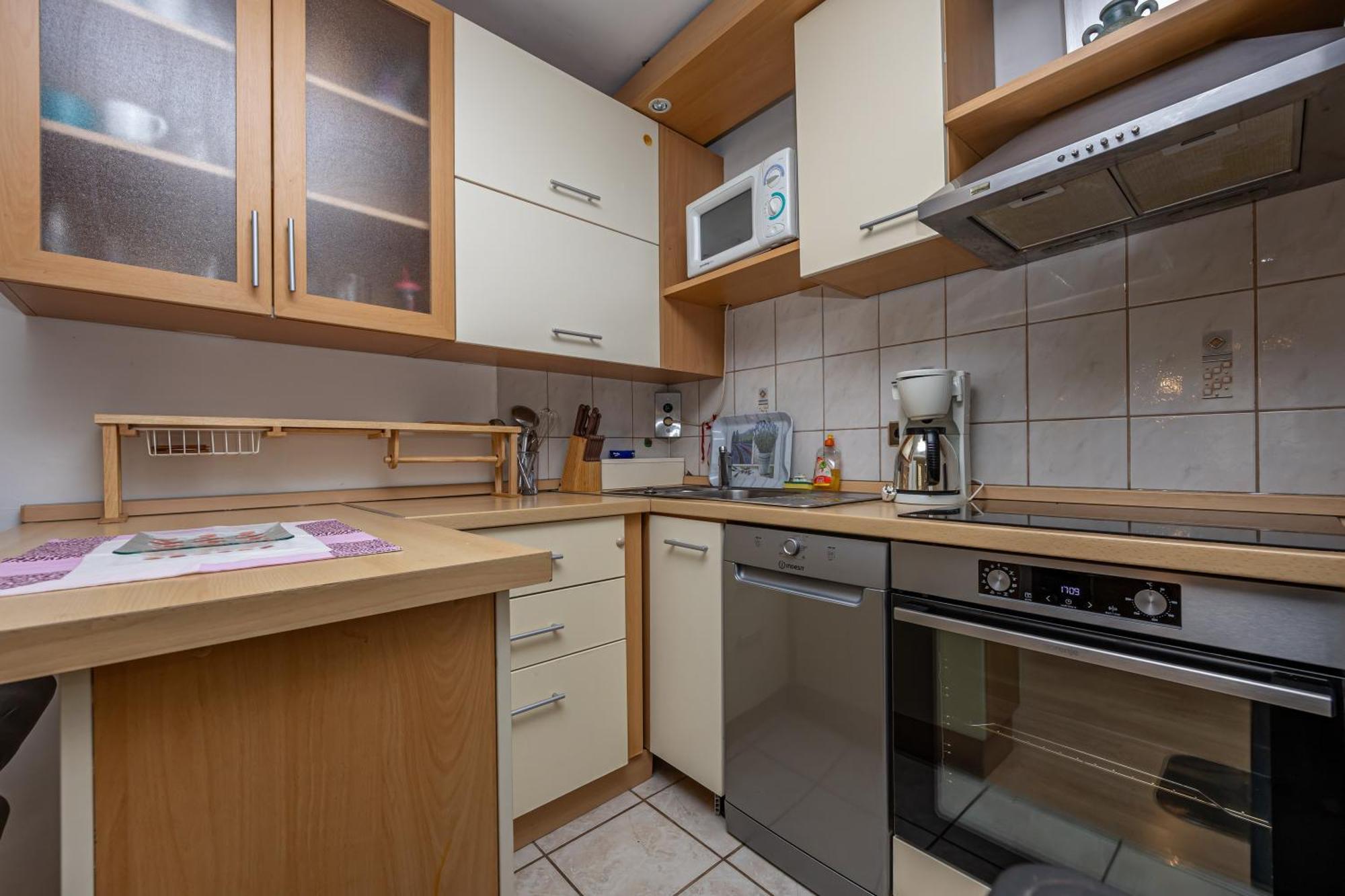 Navy Apartments Jadranovo Bagian luar foto