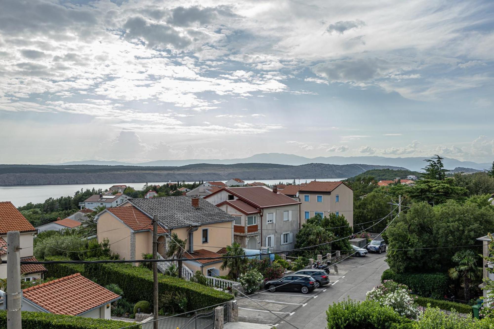 Navy Apartments Jadranovo Bagian luar foto